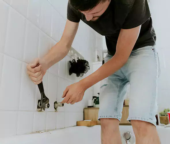 Affordable Bathtub Faucet Replacement in Medford: Choose Experienced Local Technicians