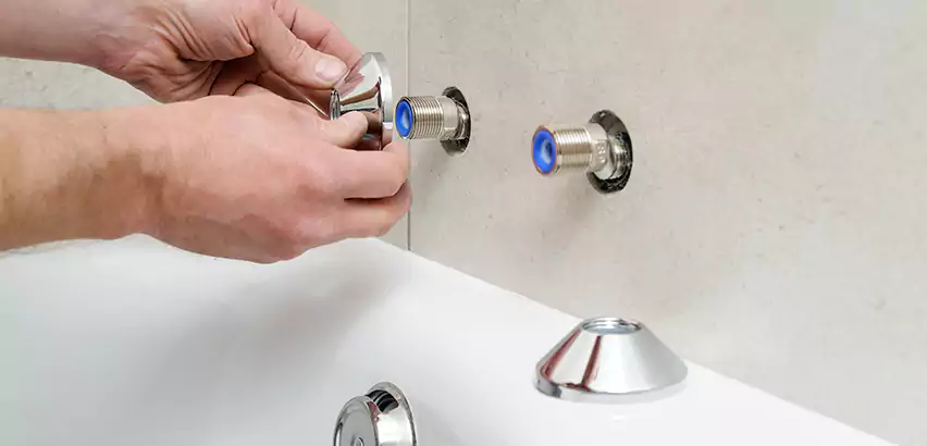 Bathtub Faucet Diverter Replacement in Medford
